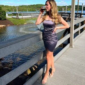 Windsor size Medium bodycon cocktail dress.